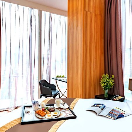 Bay Hotel Ho Chi Minh Exterior foto