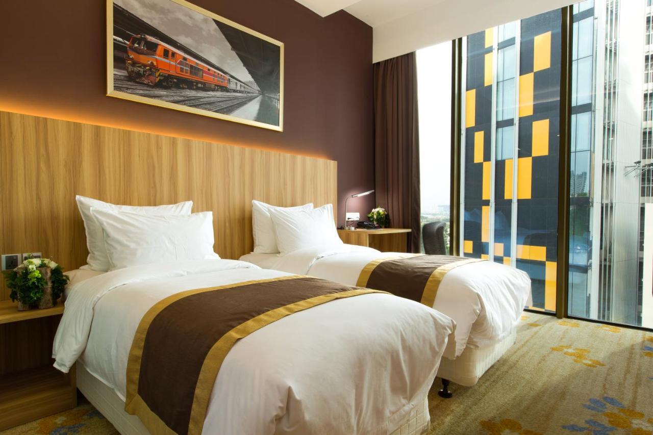 Bay Hotel Ho Chi Minh Exterior foto